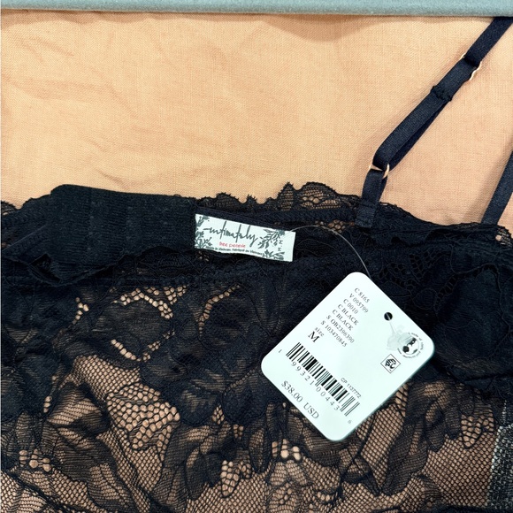 NWT Free People Intimately Everyday Lace Straight-Neck Bralette. Black Size M - Picture 7 of 7